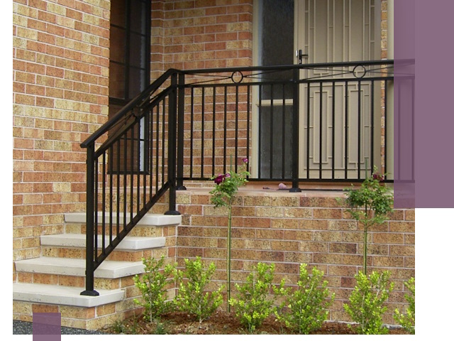 Уличные перила из металла под ключ в Смоленске
