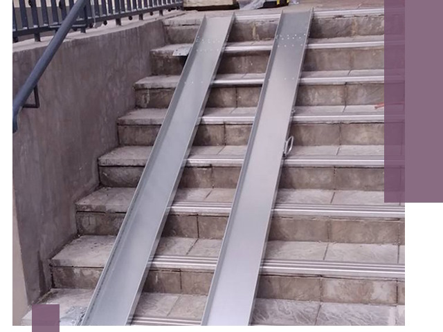 Демонтаж откидных пандусов профессионально в Смоленске