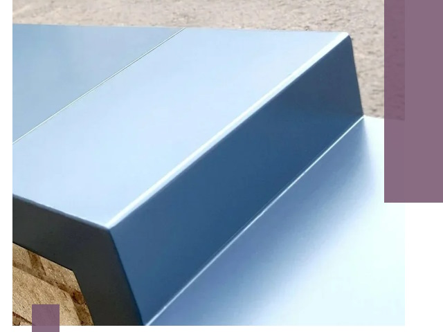 Крышки на парапет в Смоленске: изготовление и монтаж под ключ