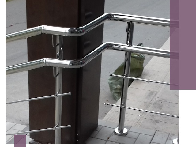 Монтаж поручней из нержавеющей стали в Смоленске качественно и быстро